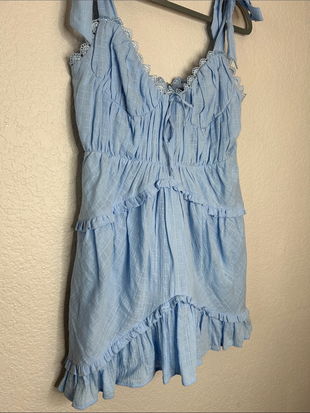 Majorelle Rooney Mini Dress Medium Powder Blue Ruffle Tiered - Picture 3 of 7